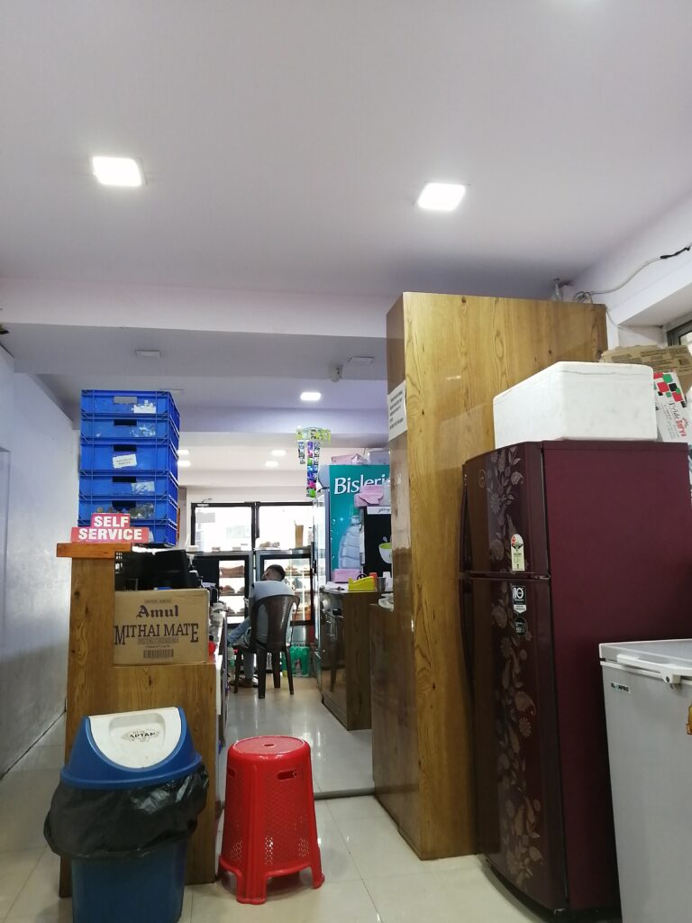 インド・ゴアのマプサにあるMarc Brownの店内