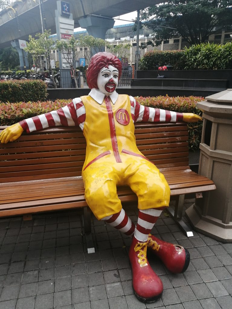 映画館のあったショッピングモールにあったドナルド。