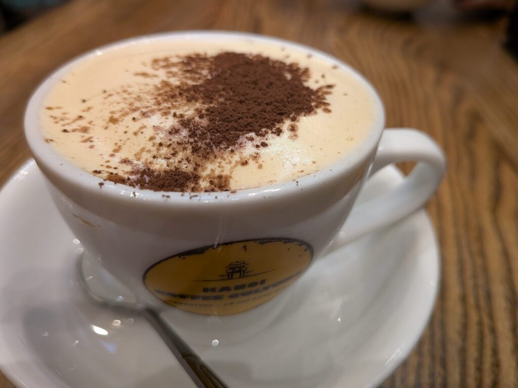 ベトナムのハノイ「Hanoi Coffee Culture」のエッグコーヒー